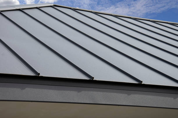 Best Emergency Roof Repair Services  in St Helen, MI